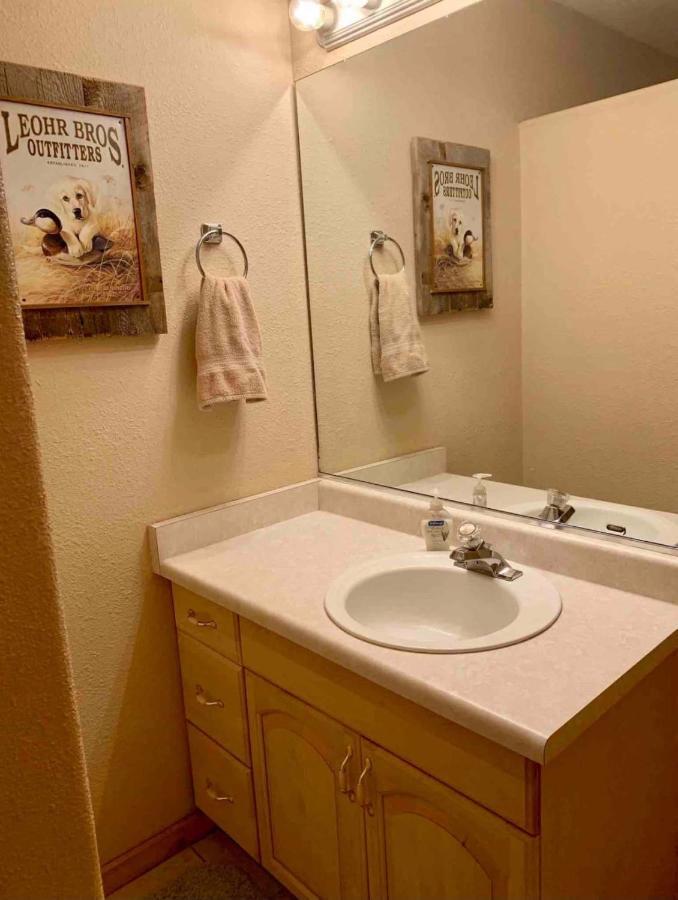 Adventure Awaits 3King Bed,2Bath Log Cabin In Heart Of Duck Creek Village! Dış mekan fotoğraf